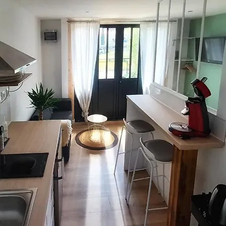 T1 Meuble Διαμέρισμα *